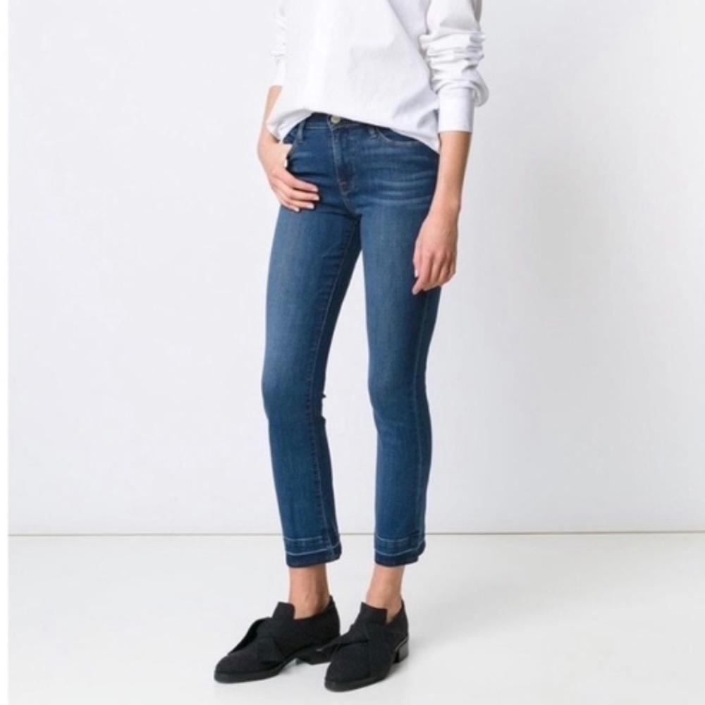 Frame Denim Le High Straight in Thrasher
